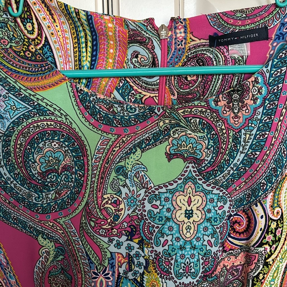 Multicolor Paisley Shift Dress with Flared Sleeves - Picture 3 of 7